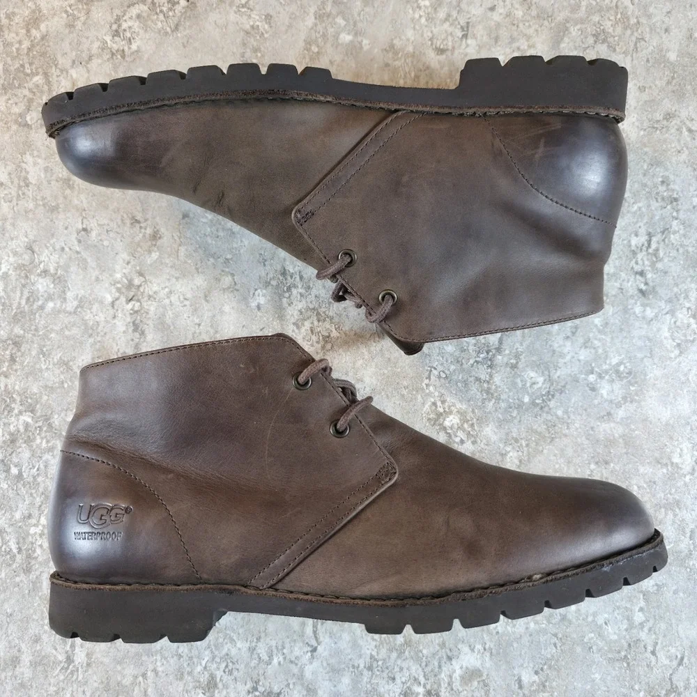 UGG Men's Leighton Brown Leather Chukka Boots Size 9.5 Waterproof Soft Toe